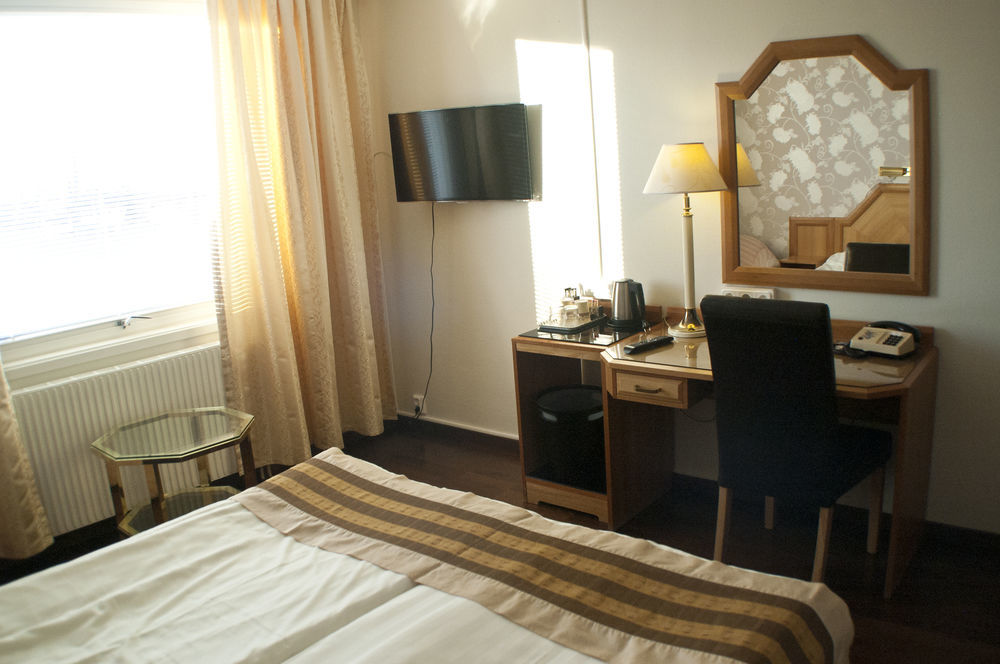 Hotell Kung Goesta By First Mora Extérieur photo
