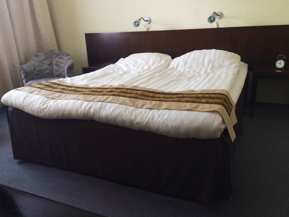 Hotell Kung Goesta By First Mora Extérieur photo