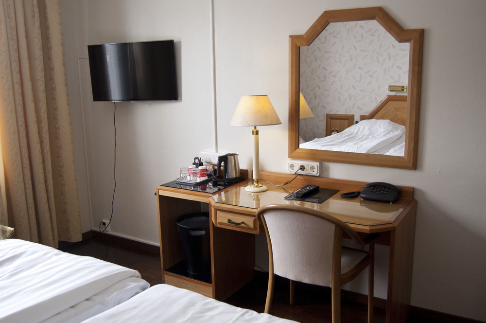 Hotell Kung Goesta By First Mora Extérieur photo